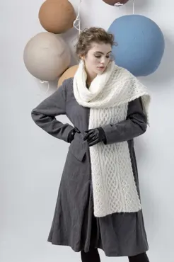 Stola aus MALOU LIGHT