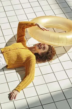 Jacke aus WOOLADDICTS JOY