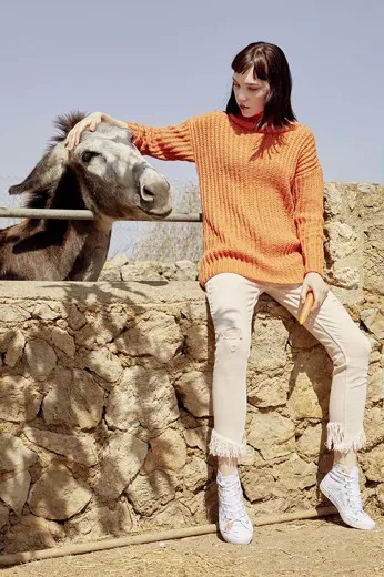 Pullover aus WOOLADDICTS HAPPINESS