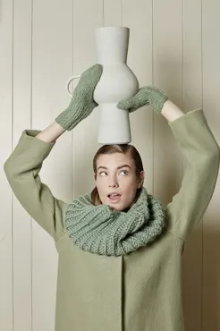 Snood aus WOOLADDICTS FIRE