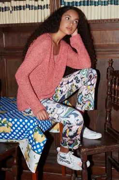 Pullover aus WOOLADDICTS PRIDE