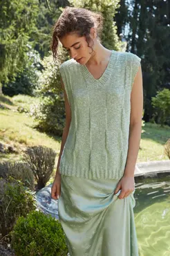 Pullunder aus WOOLADDICTS  PRIDE