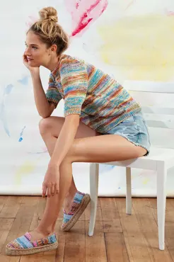 Kurzarm-Pullover aus KARMA