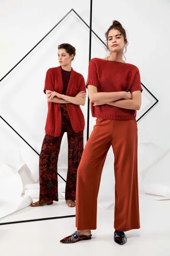 Kurzarm-Pullover aus AMIRA LIGHT