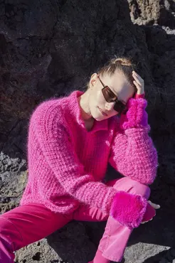 Pullover aus WOOLADDICTS HONOR