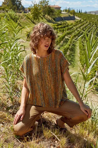 Pullover aus TROPICAL quer gestrickt