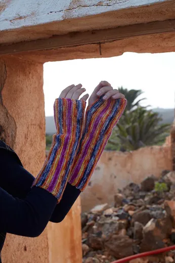 Handstulpen aus WOOLADDICTS MOVE
